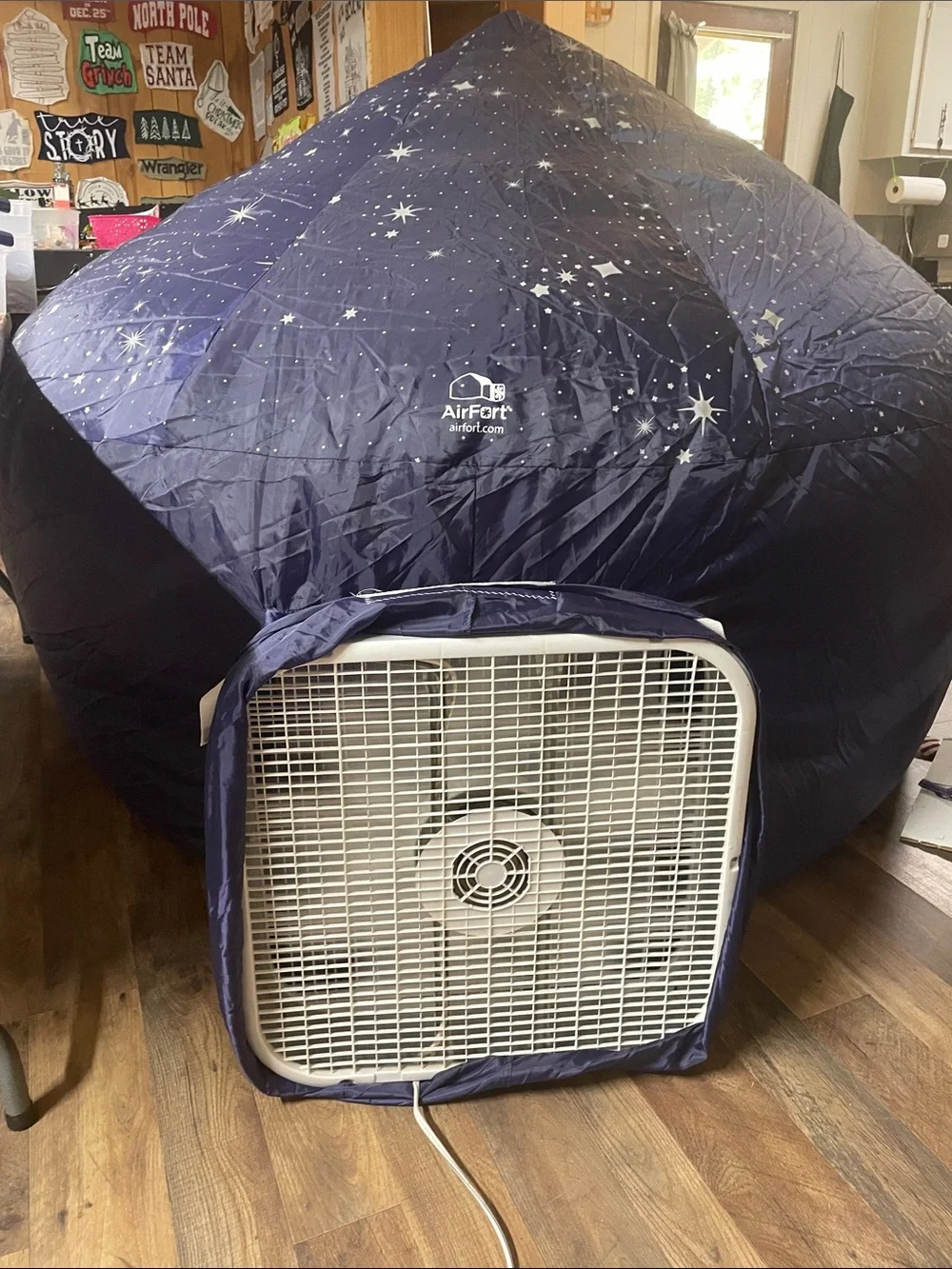 Star Print Navy poleless tent (use box fan)